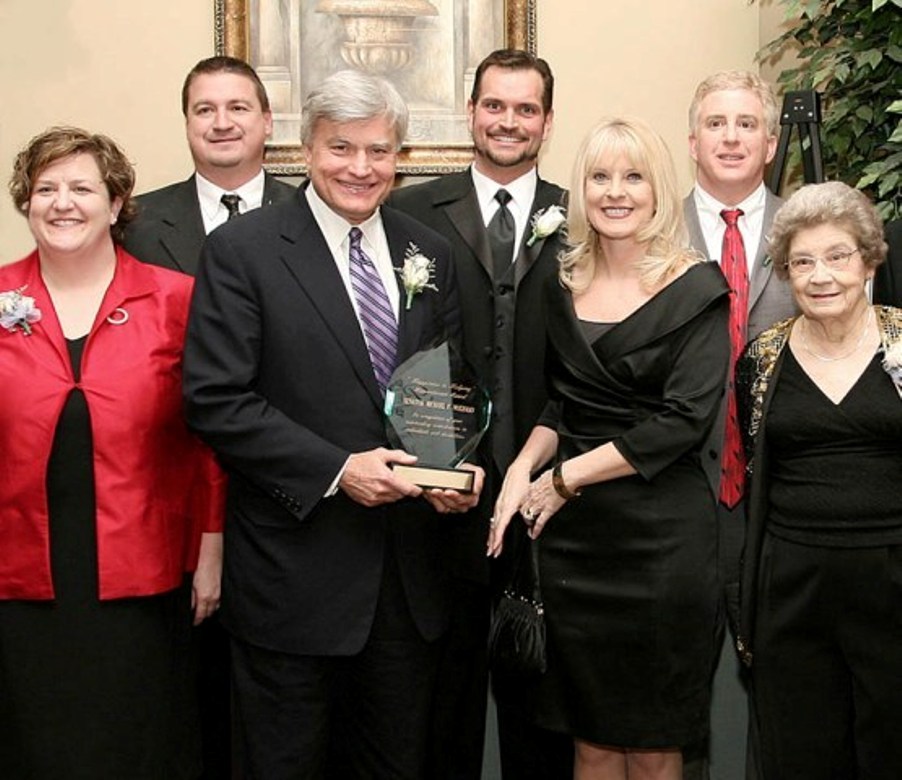 Senator Nozzolio Awarded with Annual "Happiness is Helping